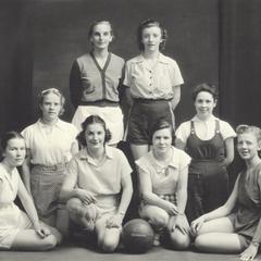 Women's basketball team, 1938