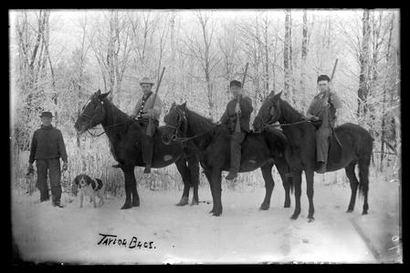 Winter hunting, horseback and dogs