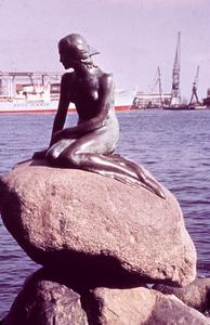 The Little Mermaid statue