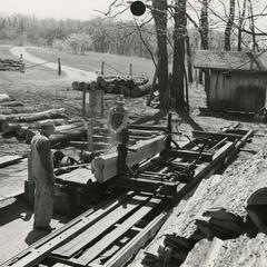 Portable sawmill