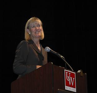 Vice Governor Lawton at UW-Richland