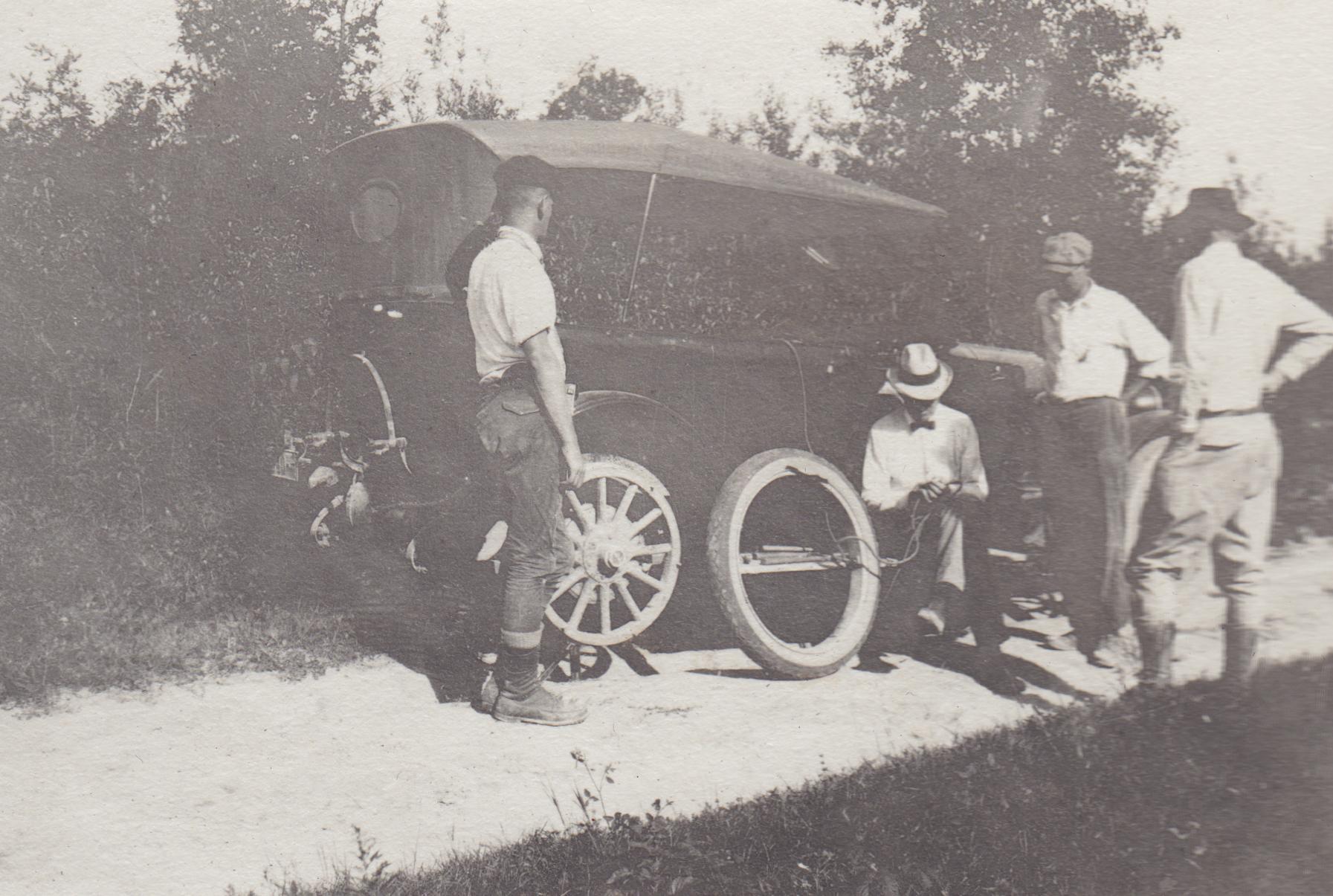 1918 Training camp - repairing flat tire