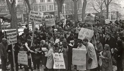 Rally opposing the Vietnam War