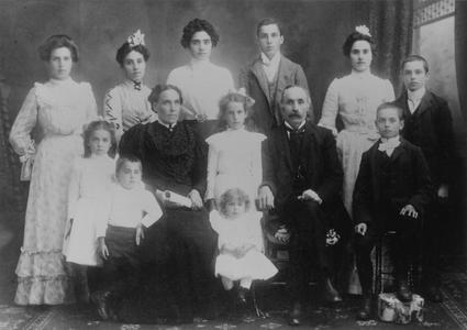 Family portrait of the Joseph Buyeske family