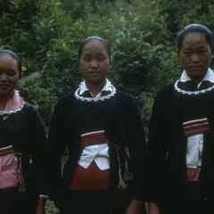 Ethnic Phuan girls
