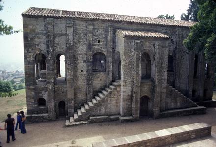 Santa María del Naranco