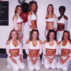 Milwaukee Bucks' cheerleaders make an appearance on campus