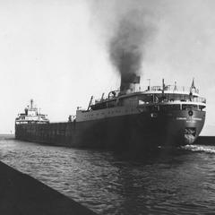 The Edmund Fitzgerald departing Duluth Superior harbor
