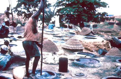 The Pits for Dyeing Cloth with Indigo at Kano
