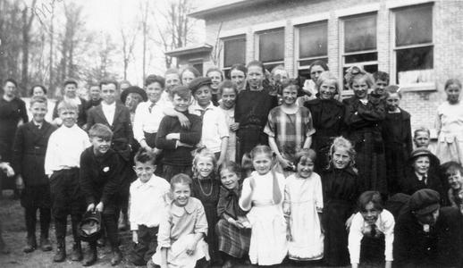 Woodland Dale School-Students-Town of Stettin, Marathon County, WI