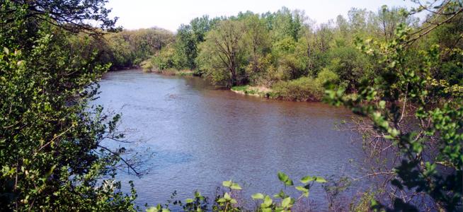 Fox River. Rochester, Wisconsin
