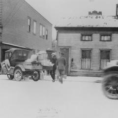 First days of parcel post service