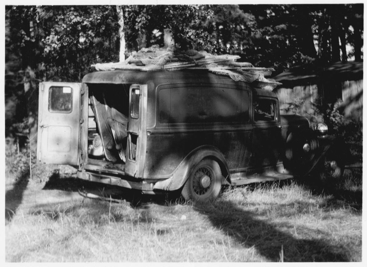 ‎Fish truck - UWDC - UW-Madison Libraries