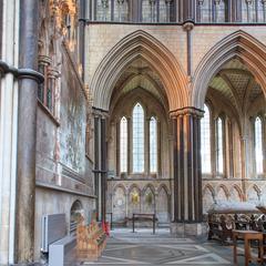 Worcester Cathedral interior nave aisle
