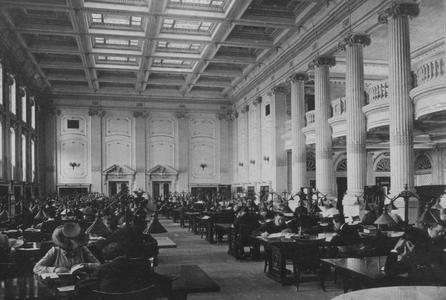 Readers in the WHS reading room