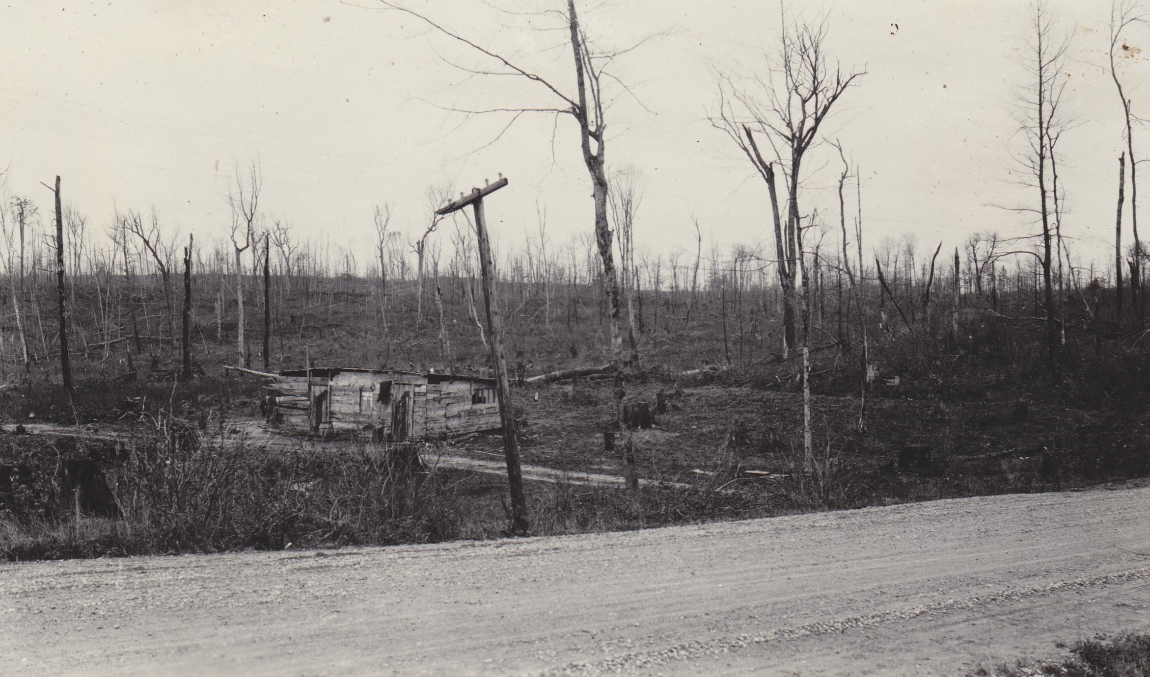 ‎Kentucky shack on outwash - UWDC - UW-Madison Libraries