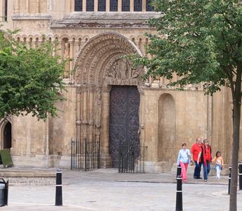 Rochester Cathedral west portal