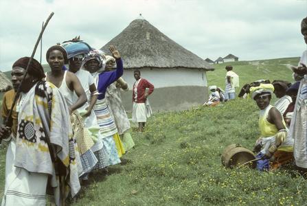 Southern Africa : Domestic Activities : igqira dance