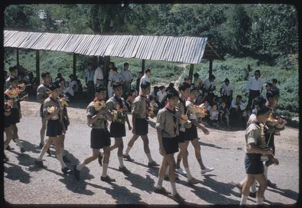 2500th Anniversary of Buddhism : boy scouts