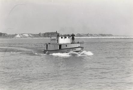 Warden boat "Barney Devine"