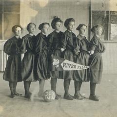 Women's basketball team, circa 1912-1913