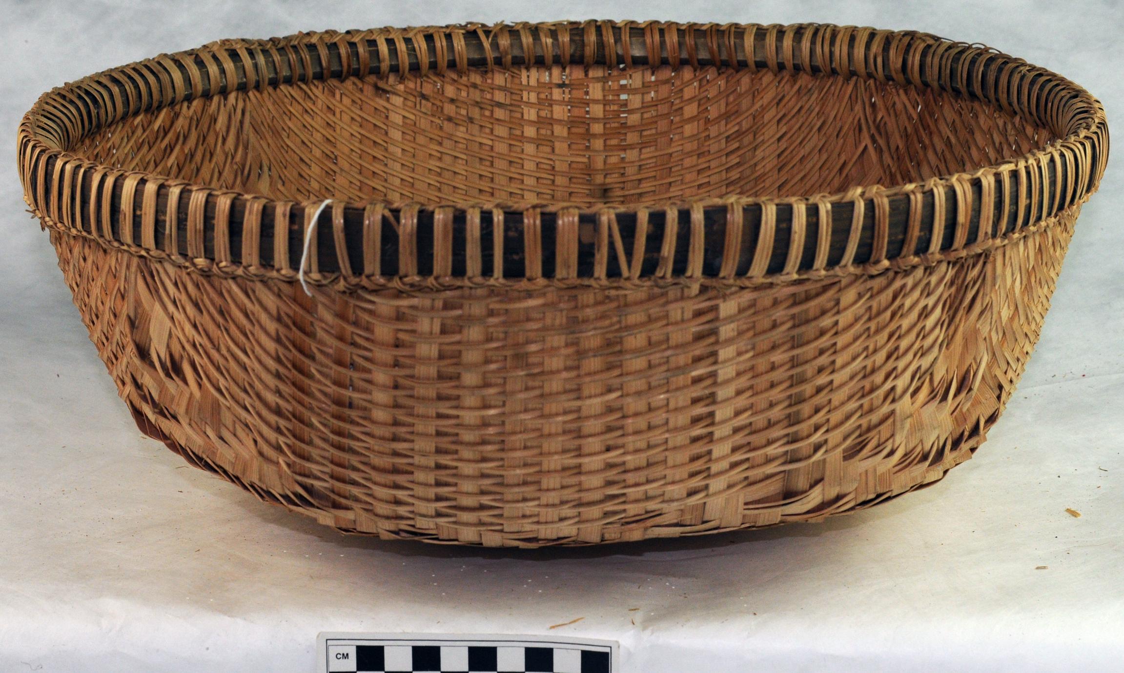 Baskets (1 of 4)