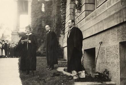 Class of 1924 ivy planting ceremony