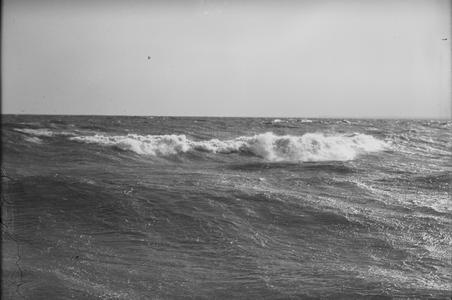 Building Waves in a Northeast Blow on Lake Superior