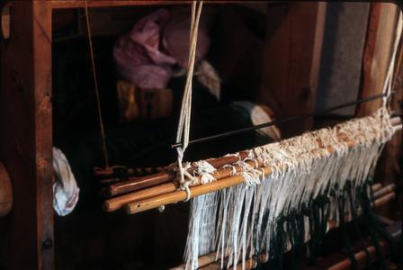 Loom for Finnish rag rug weaving