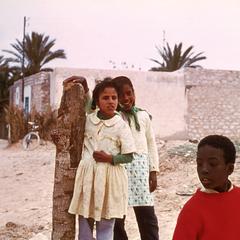 Children in Oasis Town of Gabs