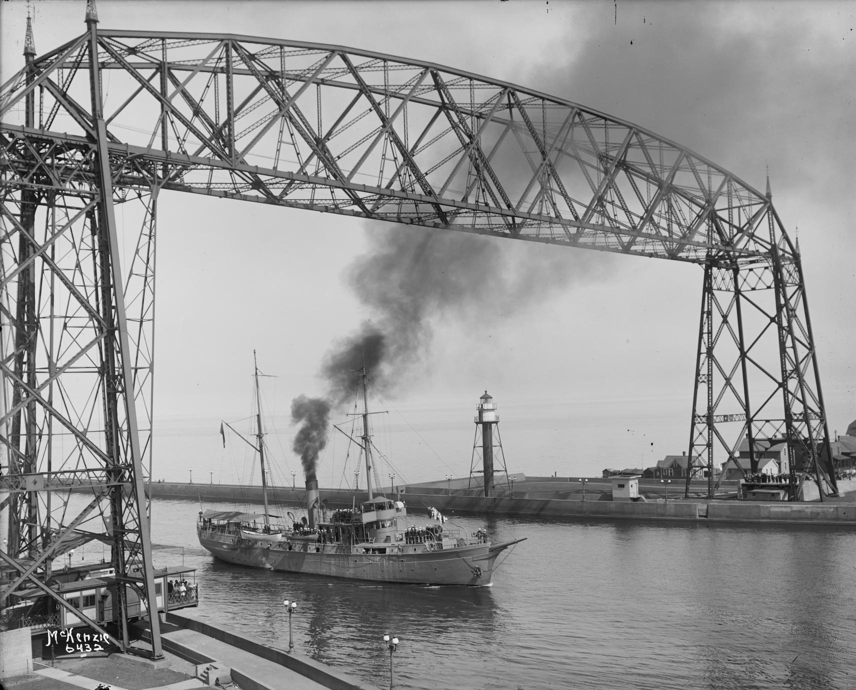 Gopher Entering Duluth Superior Harbor