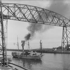 Gopher Entering Duluth Superior Harbor