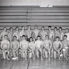 Men's swimming and diving team