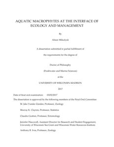 Aquatic macrophytes at the interface of ecology and management