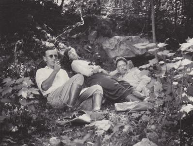 Hotchkiss and others resting on Rib Hill