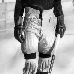 UW men's hockey player, Chamberlain