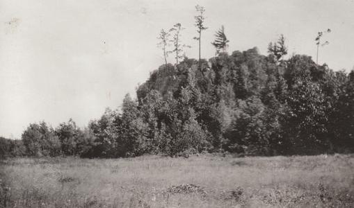 Castellated mound