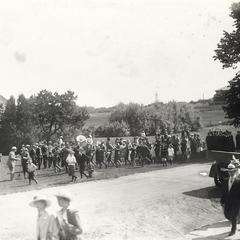 1916 graduation parade