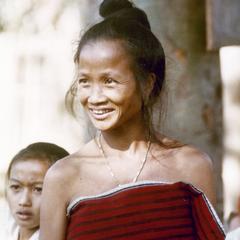Kalom woman in Houa Khong Province