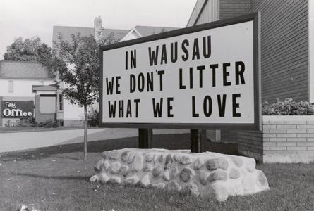 Wausau anti-litter sign