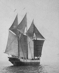 Stern view of the Moonlight under sail