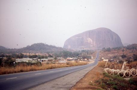 Road through Abuja