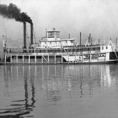 Mississippi Queen (Tourist boat, 1975- ) - UWDC - UW-Madison Libraries