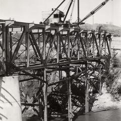 Eau Claire River bridge construction