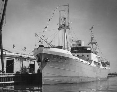 The Prins Willem V docked in Milwaukee harbor