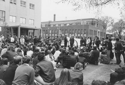 Group of students in downtown Green Bay protesting the Vietnam War and Kent State riot/shootings