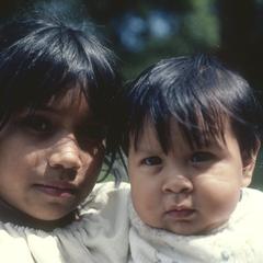 Baby boy and brother, Rincón de Manantlán