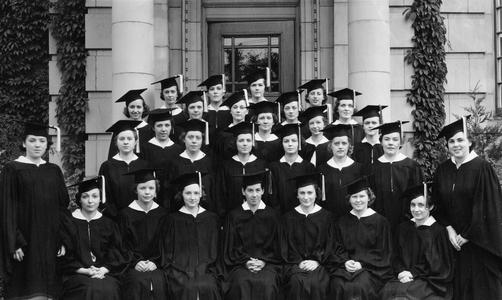1939 nursing class photo