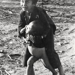 Children in a Yao (Iu Mien) village in Houa Khong Province