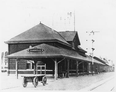 Railroad depot in Janesville